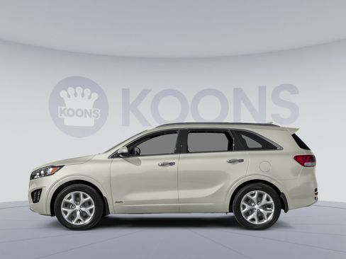 Used 2016 Kia Sorento SX w/ SXL Technology Package image 4