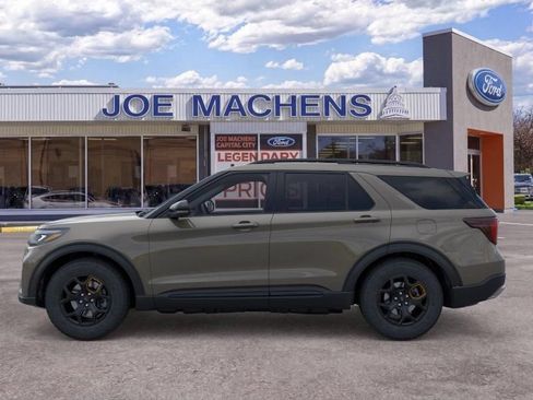 Used 2026 Ford Explorer Tremor w/ Tremor Convenience Package AWD/4WD image 5