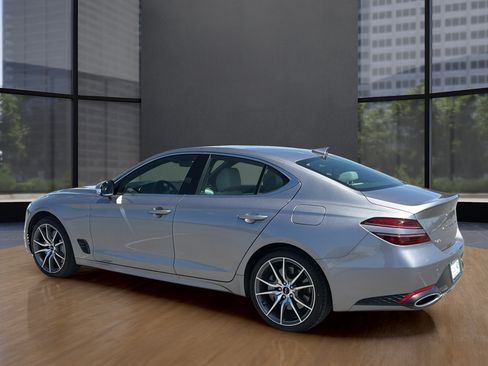 Used 2025 Genesis G70 2.5T AWD/4WD image 14