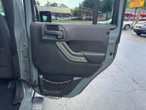 Used 2014 Jeep Wrangler Unlimited Sport w/ Quick Order Package 24S AWD/4WD image 16