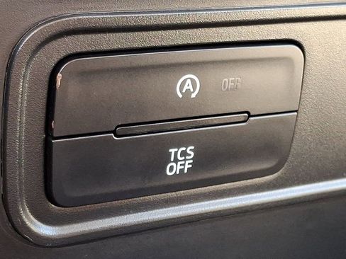 Certified 2022 Ford EcoSport S image 25