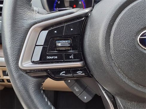 Used 2018 Subaru Outback 2.5i Limited image 14