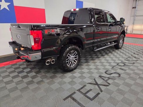 Used 2017 Ford F250 Lariat w/ Lariat Value Package image 25