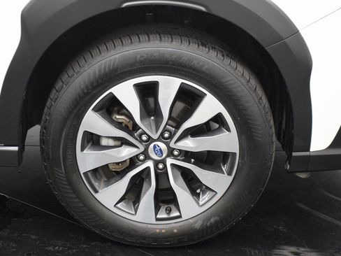 Used 2023 Subaru Outback Touring XT image 11