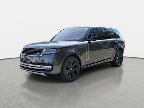 Used 2022 Land Rover Range Rover Long Wheelbase SE image 7
