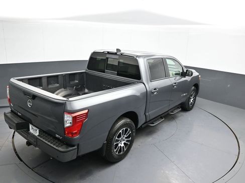 Used 2024 Nissan Titan SV w/ SV Convenience Package image 35