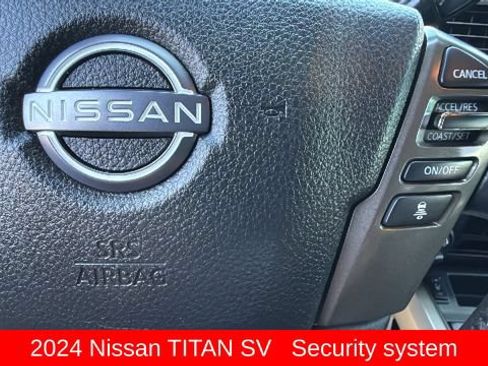 Used 2024 Nissan Titan SV w/ SV Bronze Edition Package AWD/4WD image 18