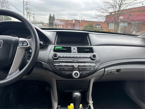 Used 2009 Honda Accord LX-P image 14