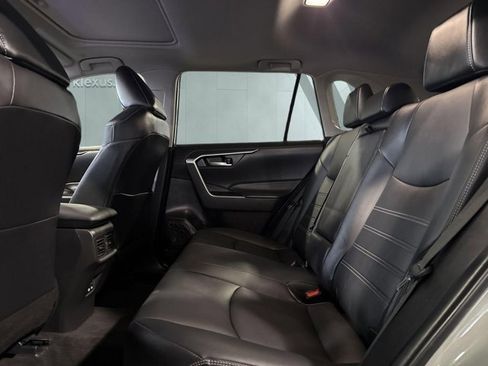 Used 2023 Toyota RAV4 XLE Premium FWD image 12