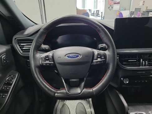 Certified 2023 Ford Escape ST-Line Elite AWD/4WD image 28