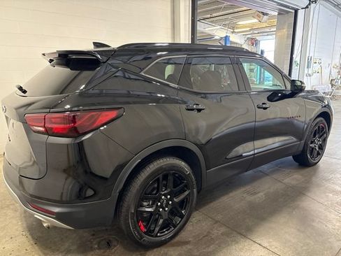 Used 2023 Chevrolet Blazer LT w/ Sound & Technology Package AWD/4WD image 4