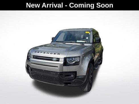 Used 2023 Land Rover Defender 110 X-Dynamic SE image 1