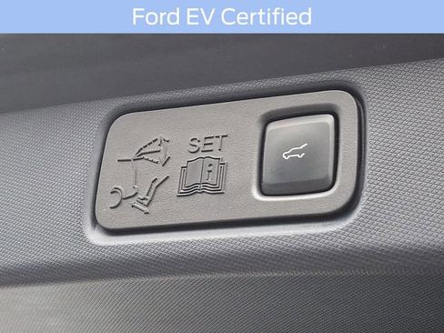 Certified 2021 Ford Mustang Mach-E Select w/ Comfort/Appearance Package image 32