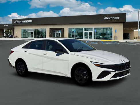 New 2026 Hyundai Elantra SEL Sport Premium w/ Cargo Package FWD image 10