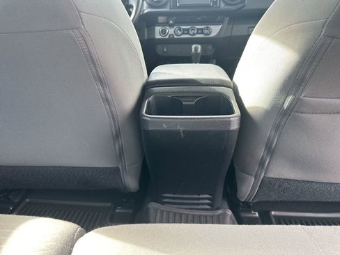 Used 2018 Toyota Tacoma SR w/ SR Convenience Package image 21