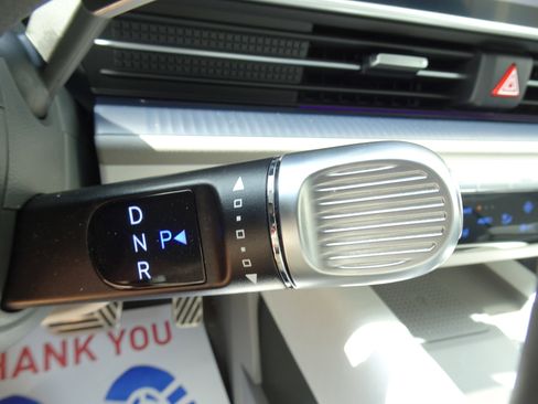 Used 2023 Hyundai Ioniq 6 Limited image 21