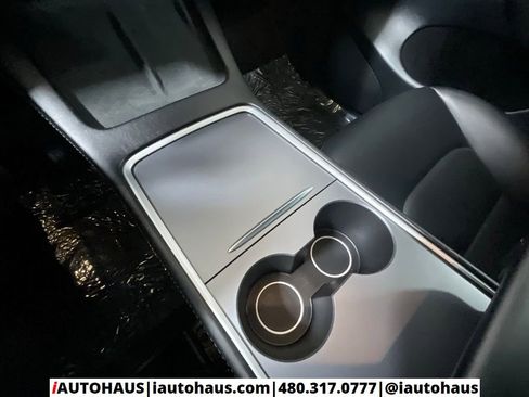 Used 2024 Tesla Model Y Long Range AWD/4WD image 28