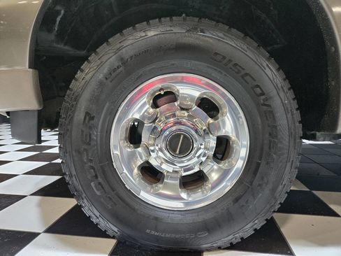 Used 2004 Ford Excursion Limited image 5