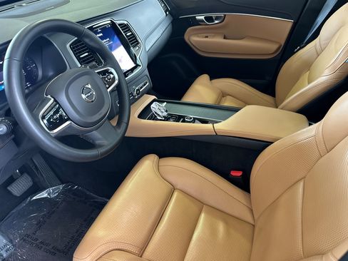Certified 2024 Volvo XC90 T8 Ultimate w/ Lounge Package AWD/4WD image 11
