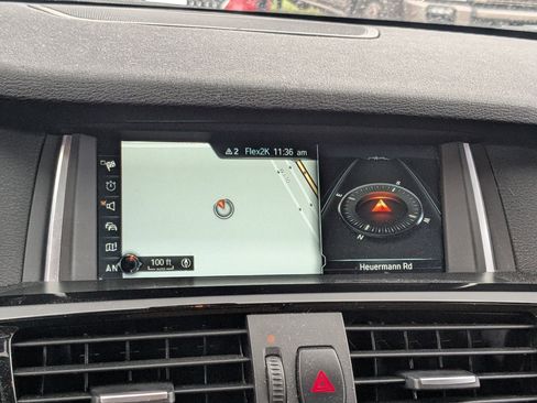 Used 2017 BMW X3 sDrive28i RWD image 17