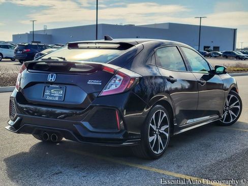 Used 2018 Honda Civic Sport Touring image 7