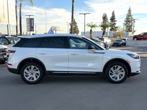 Used 2022 Lincoln Corsair FWD image 9