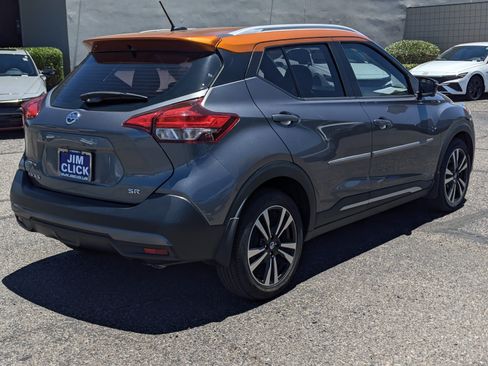 Used 2019 Nissan Kicks SR w/ SR Premium Package FWD image 2