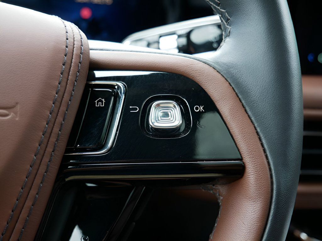 Used 2026 Lincoln Aviator Reserve AWD/4WD image 20