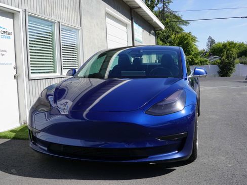Used 2020 Tesla Model 3 Performance AWD/4WD image 2