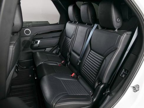 Certified 2023 Land Rover Discovery S R-Dynamic AWD/4WD image 5