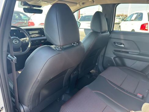 New 2026 Nissan Kicks SR w/ Interior Electronics Package AWD/4WD image 15