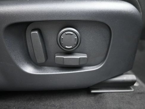 New 2026 Land Rover Range Rover Evoque S AWD/4WD image 11
