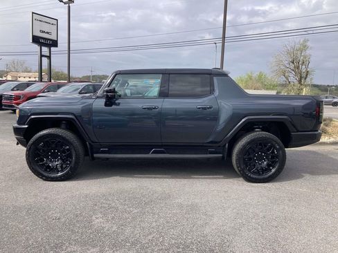 New 2026 GMC Hummer EV 4x4 Crew Cab w/ LPO, Dark Essentials Package image 7