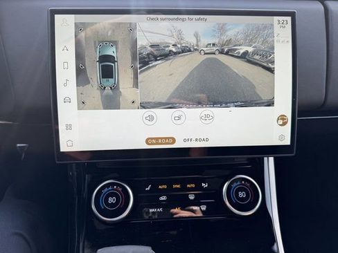 Used 2023 Land Rover Range Rover Sport SE Dynamic image 18