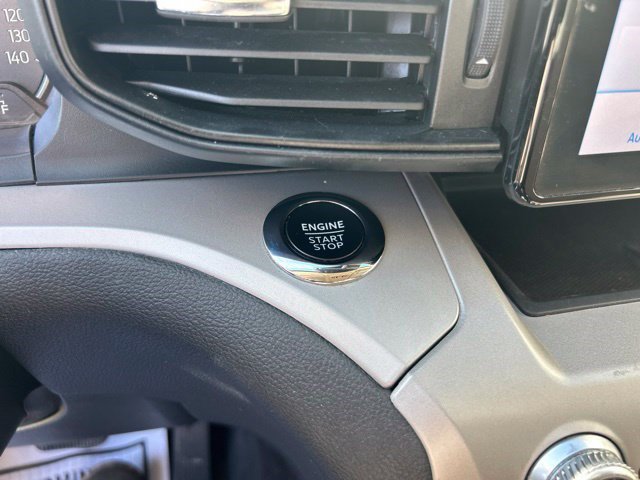 Used 2023 Ford Explorer XLT AWD/4WD image 20