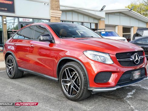 Used 2017 Mercedes-Benz GLE 43 AMG 4MATIC Coupe w/ Parking Assist Package image 9