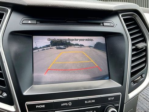 Used 2017 Hyundai Santa Fe Sport FWD image 22