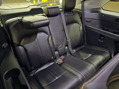 Used 2025 MAZDA CX-90 3.3 Turbo w/ Preferred Package image 33