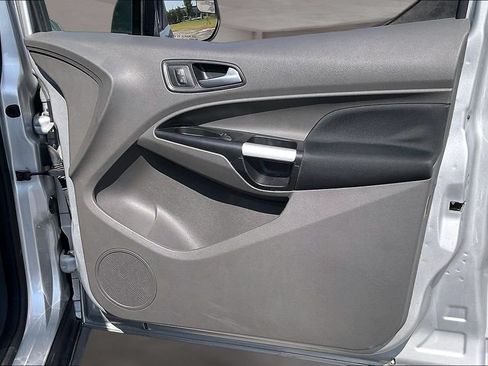 Used 2022 Ford Transit Connect XLT FWD image 26