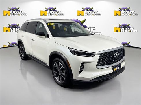 Used 2023 INFINITI QX60 Luxe image 3