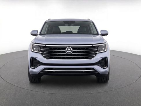 Used 2024 Volkswagen Atlas Cross Sport SEL R-Line AWD/4WD image 5