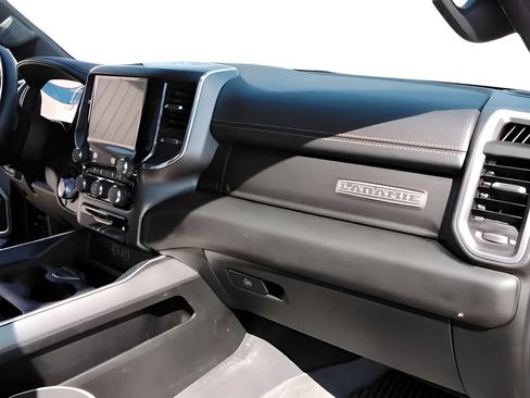Used 2023 RAM 1500 Laramie AWD/4WD image 38