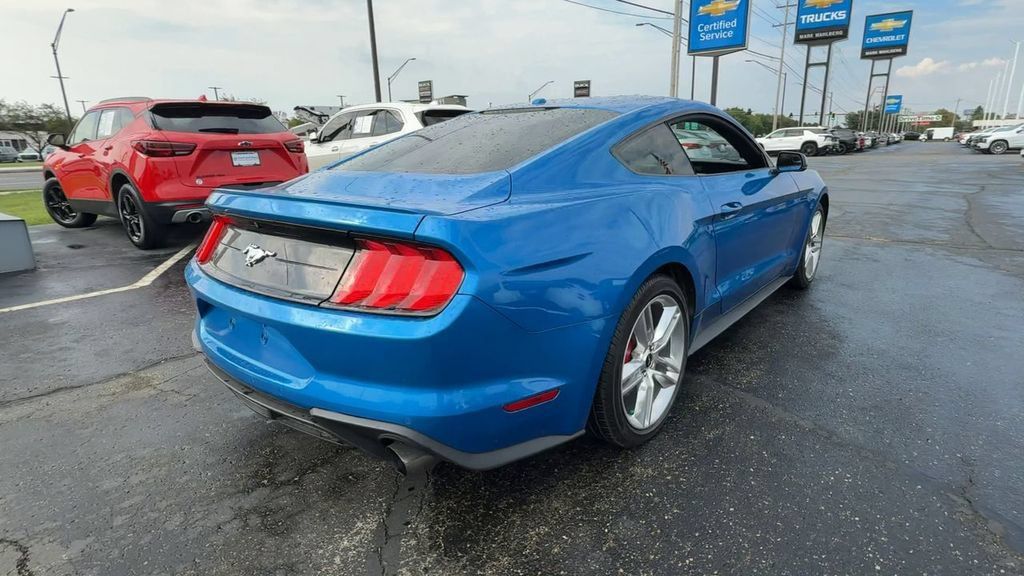 Used 2019 Ford Mustang Premium RWD image 8