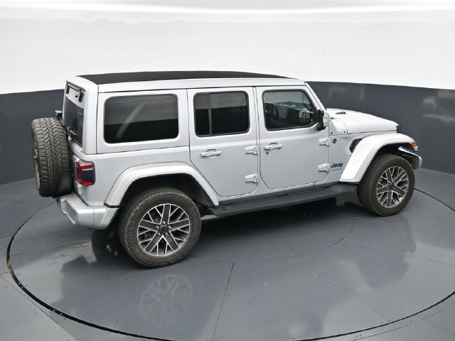 Used 2024 Jeep Wrangler High Altitude AWD/4WD image 35