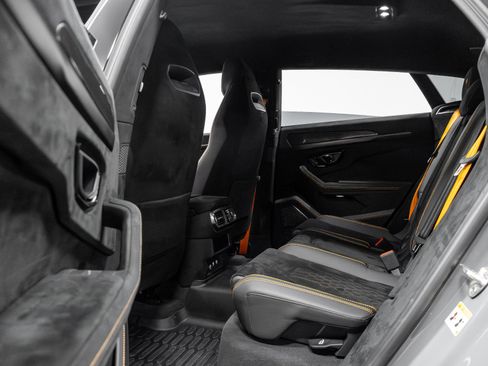 Used 2023 Lamborghini Urus Performante image 42