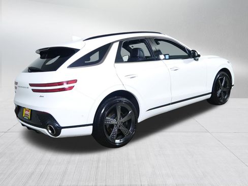 Used 2023 Genesis GV70 2.5T w/ Sport Prestige Package AWD/4WD image 7