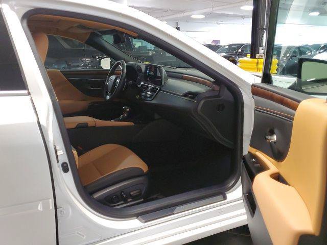 Certified 2023 Lexus ES 350 w/ Premium Package FWD image 33