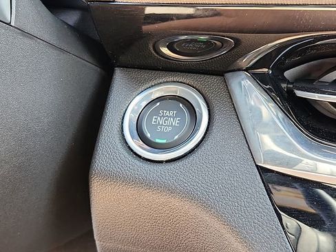 Certified 2025 Buick Envista Preferred FWD image 25