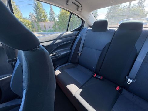 Used 2025 Nissan Versa SV FWD image 37