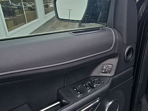Used 2024 Ford Expedition Max XLT image 21